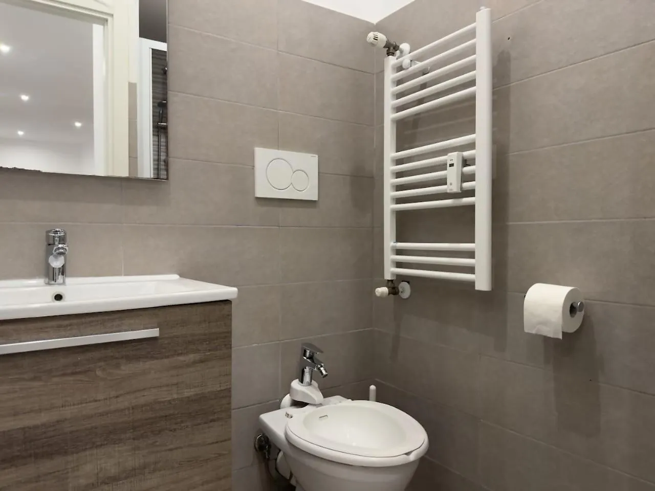 A Casa Di Amici Apartment Rome Italy